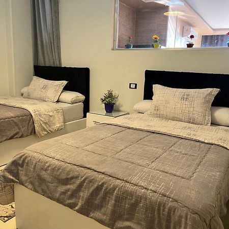 Hi Pyramids Apartment Кайро Екстериор снимка